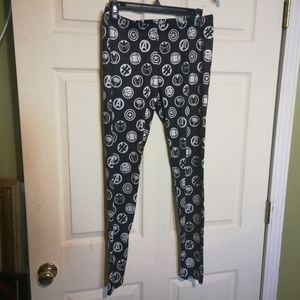 Her Universe Avengers leggings XL